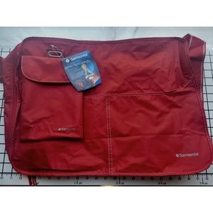 New Samsonite Easy Pack Suitcase